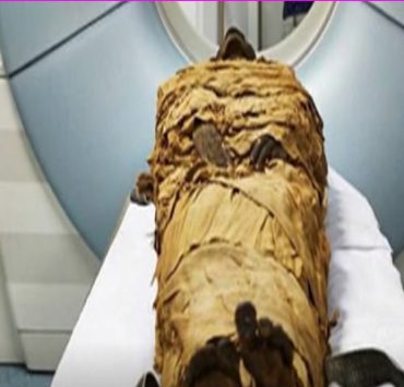 ملوك مصر القديمة ...................هل يمكن لملوك مصر القديمة العودة للحياة على مسرح دار الأوبرا؟!