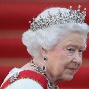 الملكة إليزابيث