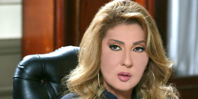 نادية الجندي ............................ الثبات على المبدأ ليس دائماً فضيلة