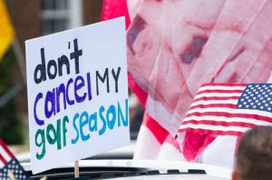 كيف يتعامل سكان الولايات المتحدة الأمريكية مع فيروس كورونا؟ بالمظاهرات الولايات المتحدة الأمريكية