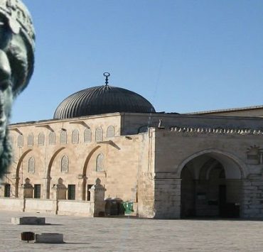 "أخت صلاح الدين وتحرير القدس"........... أكذوبة مشهورة وحقيقة مجهولة