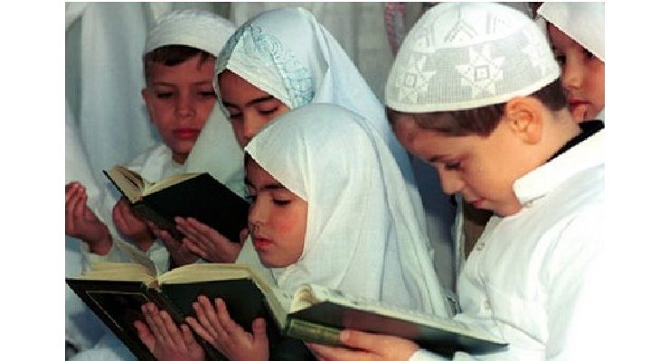 الشارع ده أوله بساتين، وأخره حيطة سد