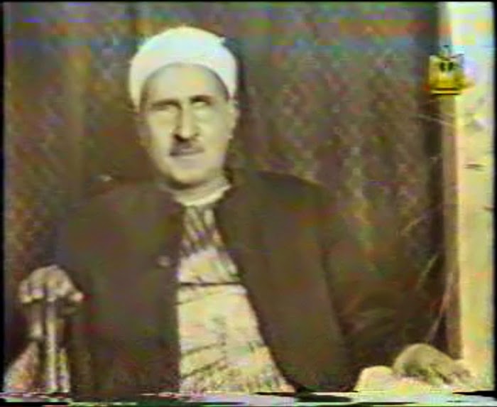 “مش عورة”.. حكايات نساء تربعن على عرش التلاوة في مصر الشيخ علي محمود