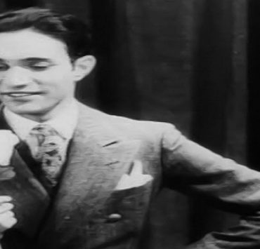 منشئ الأغنية السينمائية