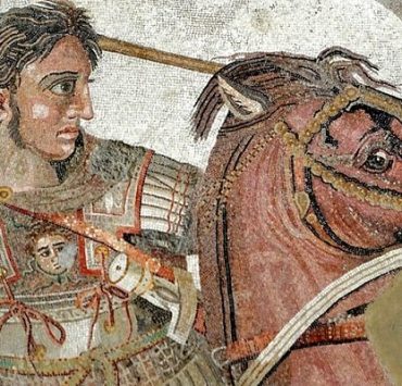 “بعد 47 سنة” الميزان يحاور الدكتور فايق ساويرس الذي جعل فرنسا تستورد الفاصوليا المصرية الإسكندر الأكبر ................................................................