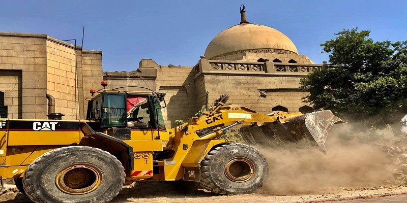 قبور الشخصيات التاريخية المهدومة