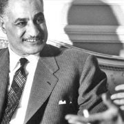 كبير أمناء ........................................................................