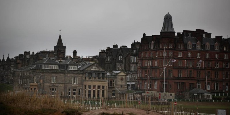 الاعتداء الجنسي يضع واحدة من أعرق جامعات العالم في مأزق الاعتداء الجنسي