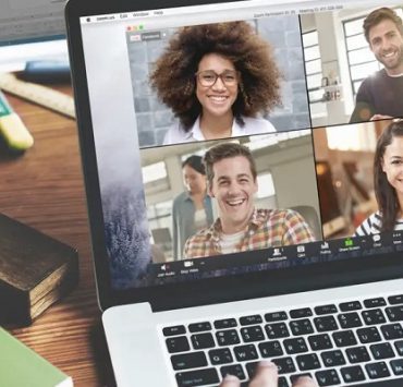 الثلاثي المرح .. أول فرقة غنائية في مصر كيفية انشاء الغرف الجانبية في Zoom من خلال خاصية Breakout Rooms