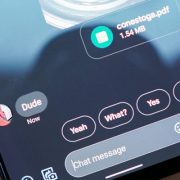 كيفية تكبير حجم الخط أو حجم الشاشة في الأجهزة المعتمدة على نظام تشغيل اندرويد