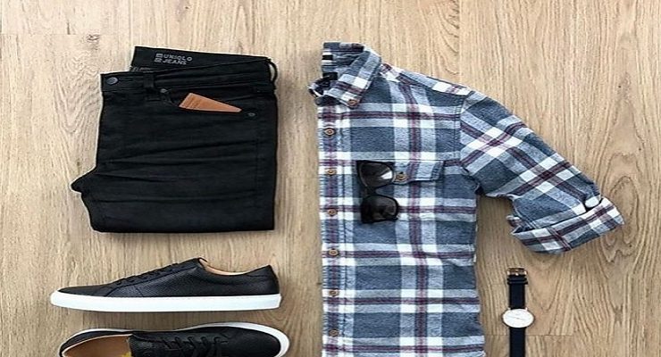 الملابس الشبابية