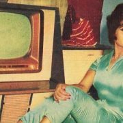 نعيمة عاكف وصلاح الدين .. قد نجد الحب في النهاية!