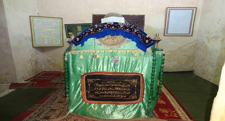 سياحة أضرحة