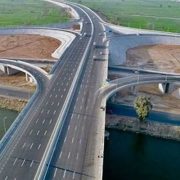 اتكلموا يا جبناء