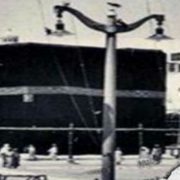 الكعبة والمسجد النبوي