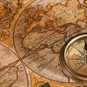 شوف التاريخ تلاقي العجب.. دول قامت وانهارت في ساعات معدودة