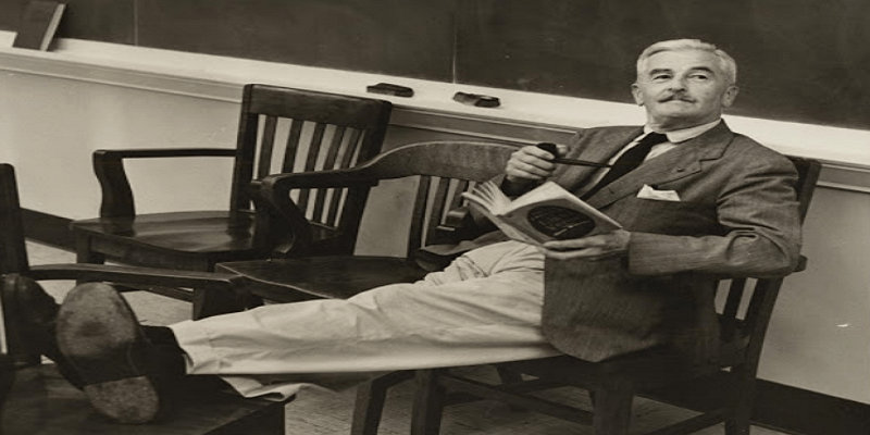 “ويليام فوكنر”.. هاجمه النقاد بسبب أسلوبه الواقعي وكافئه نوبل بجائزته للآداب ويليام فوكنر