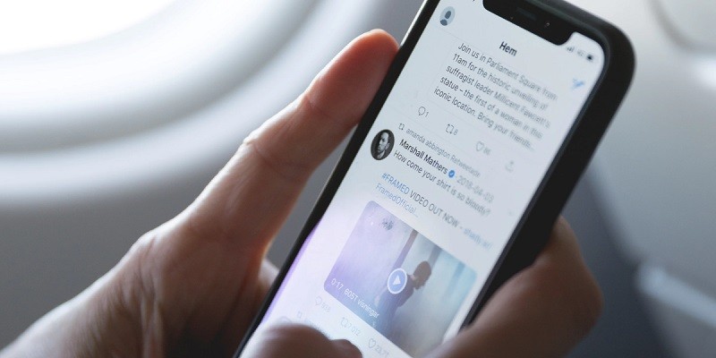 كيفية انشاء حساب ثاني في تويتر للتحويل بين الحسابين بسهولة على الهاتف أو عبر الموقع