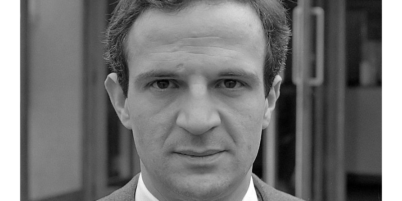 تذكرة ماتنينيه .. تروفو المولود عملاقاً تروفو