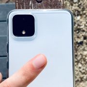 كيفية التحكم في الهاتف بالنقر على ظهره من خلال استخدام تطبيق Tap Tap