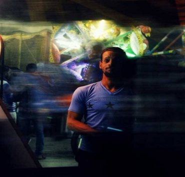 العيش الشمسي