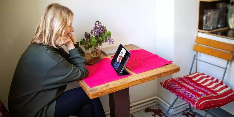 كيفية إجراء المحادثات المشفرة في سكايب عبر الكمبيوتر أو الهاتف الذكي كيفية إجراء المحادثات المشفرة في سكايب عبر الكمبيوتر أو الهاتف الذكي