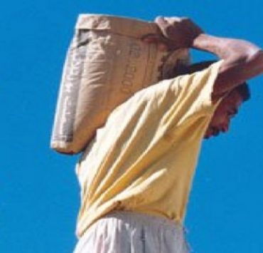 عمل المسلم في الكنيسة