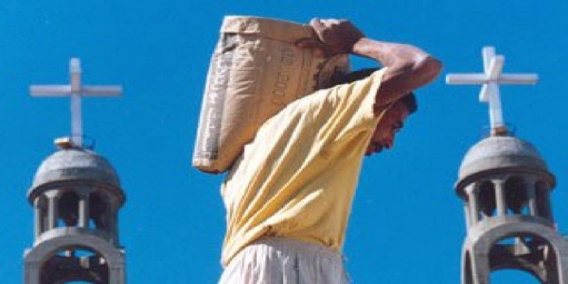 عمل المسلم في الكنيسة .. حينما تجدد السؤال القديم في ديسمبر 2018 بسبب مصر والسعودية عمل المسلم في الكنيسة