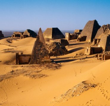 “نُلقي أحجارًا في مياه راكدة” .. أبرز ما كتبه فريق تحرير الميزان في عام 2020 الكنداكة