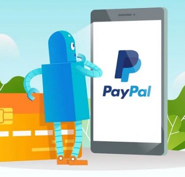 كيفية ربط البطاقات البنكية بالباي بال من خلال تطبيق الهواتف الذكية أو الموقع