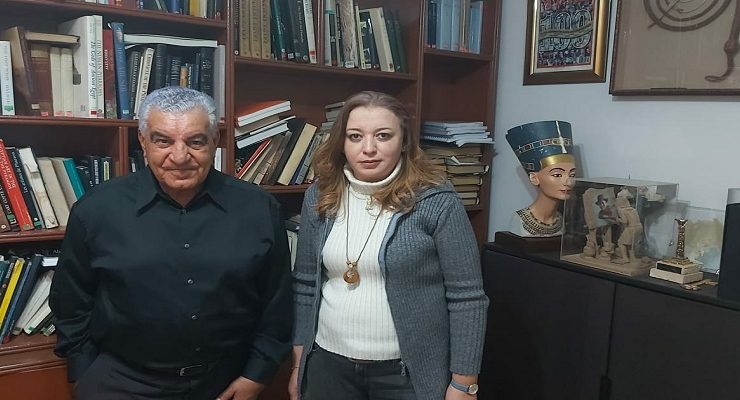 محررة موقغ الميزان - زاهي حواس