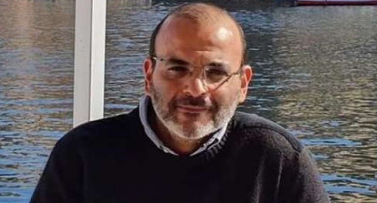 أيمن بهجت قمر