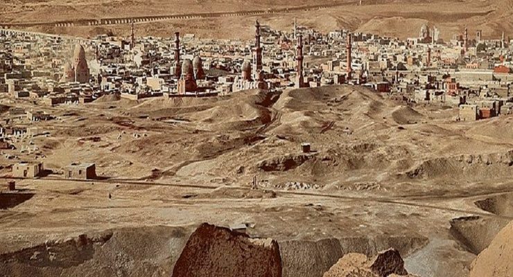 أطلال مدينتا العسكر والقطائع