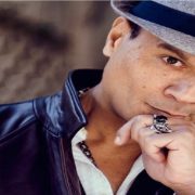 عباس أبو الحسن