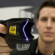 قصة الصاعق الكهربائي ..................................... امنعو الضحك