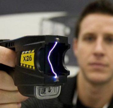 قصة الصاعق الكهربائي ..................................... امنعو الضحك