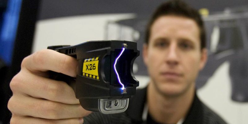 قصة الصاعق الكهربائي ..................................... امنعو الضحك