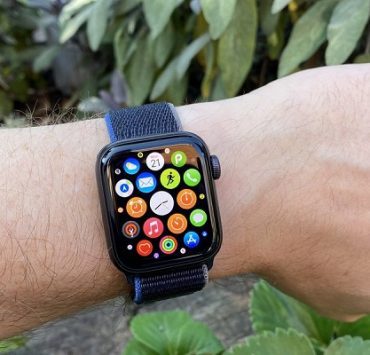 قراءة تحليلية لـ كتاب الحق المبين في الرد على من تلاعب بالدين (9) الرد على نظرية دار الكفر كيفية إيجاد ساعة ابل المفقودة من خلال هاتفك الايفون أو عبر الكمبيوتر