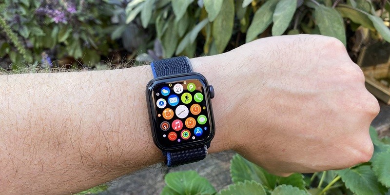 كيفية إيجاد ساعة ابل المفقودة من خلال هاتفك الايفون أو عبر الكمبيوتر