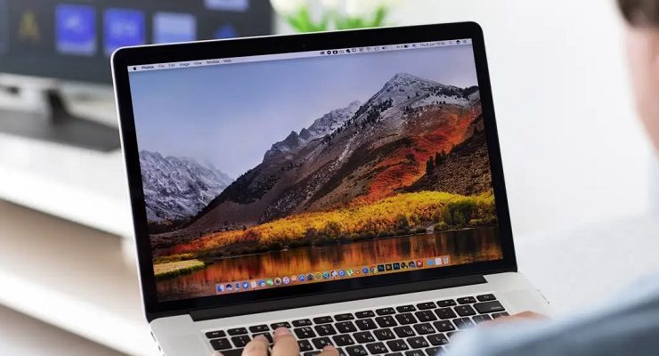 كيفية توصيل كمبيوتر ماك بالتليفزيون أو شاشة كمبيوتر خارجية سلكيًا أو لاسلكيًا