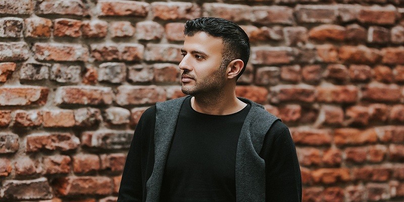 الفنان حمزة نمرة