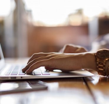 الطرق المختلفة لكيفيات استعادة ملفات وورد غير المحفوظة وتفادي فقدانها مستقبلًا