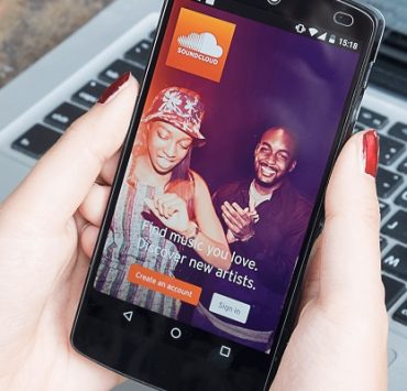 كيفية تحميل الأغاني من ساوند كلاود عبر الموقع أو التطبيق المخصص للهواتف الذكية