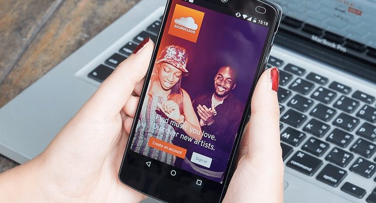 كيفية تحميل الأغاني من ساوند كلاود عبر الموقع أو التطبيق المخصص للهواتف الذكية
