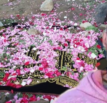 عبدالله رشدي وقبر والدة النبي