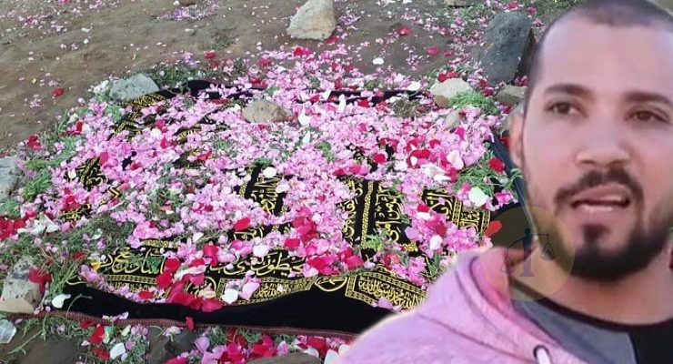 عبدالله رشدي وقبر والدة النبي