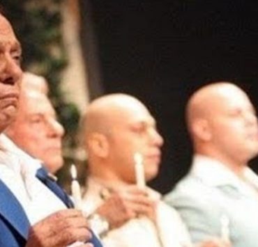 مصطفى محمد .. قطرة الفطرة التي هزمت قنطار الكتب بودي جارد