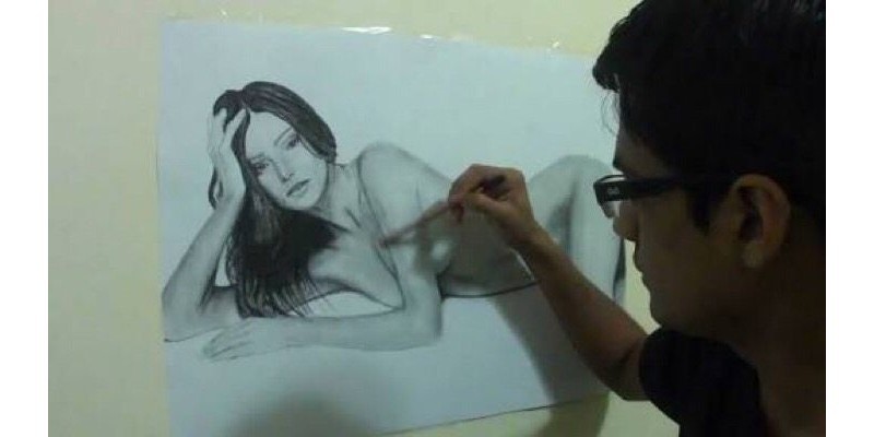 الموديل العاري