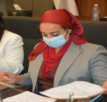 المرأة السيناوية وإيناس حافظ