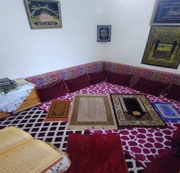 الاعتكاف في المنزل